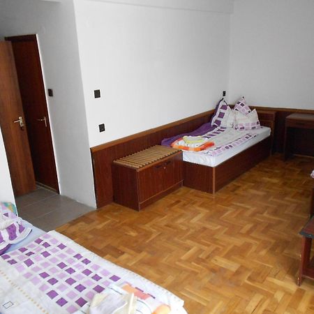 Peregrino Panzio Bed and Breakfast Budaörs Δωμάτιο φωτογραφία
