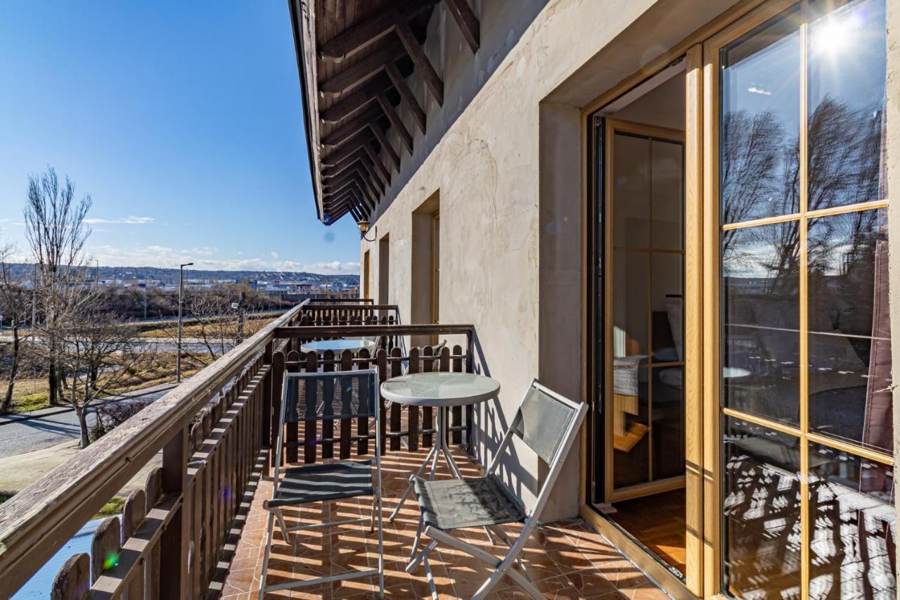 Peregrino Panzio Bed and Breakfast Budaörs Εξωτερικό φωτογραφία